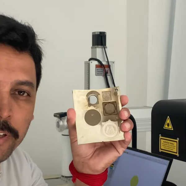 India-Customer-Visit-BOGONG-and-Purchased-3D-Laser-Engraver-2 India-Customer-Visit-BOGONG-and-Purchased-3D-Laser-Engraver-2