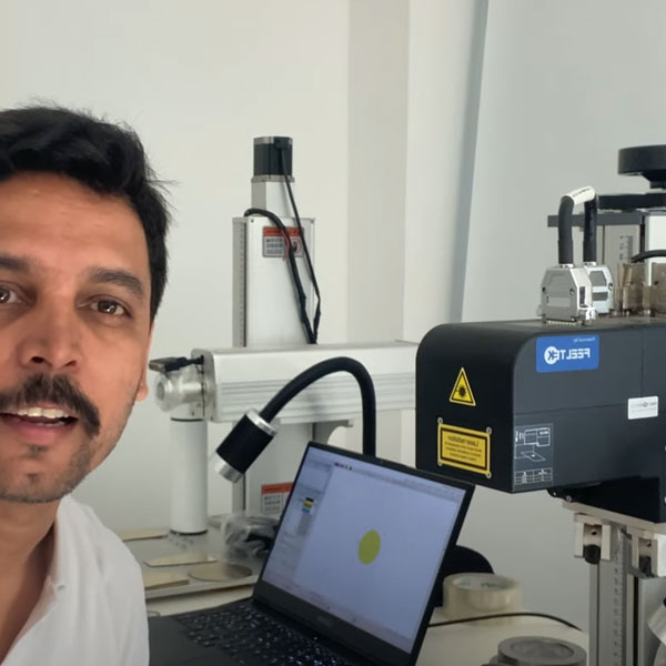 India-Customer-Visit-BOGONG-and-Purchased-3D-Laser-Engraver-3 India Customer Visit BOGONG and Purchased 3D Laser Engraver 3