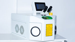 Velkoobchodní laserové svařovací stroje pro notebooky z hliníkové slitiny 2 3 nejlepší ruční laserové svářečky pro šperky 2025 Recenze 200W Pro Mini laserová svářečka