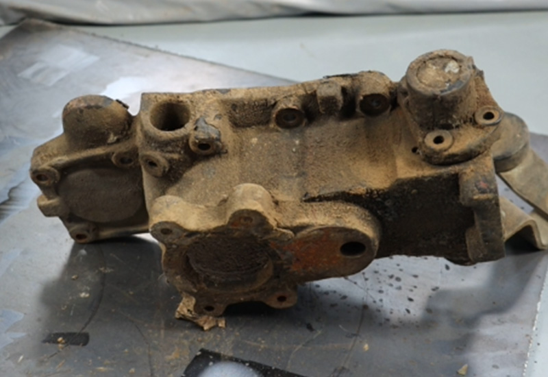 Laser-Cleaning-machine-for-metal-Before-cleaning-2 Laser-Cleaning-machine-for-metal-Before-cleaning-2