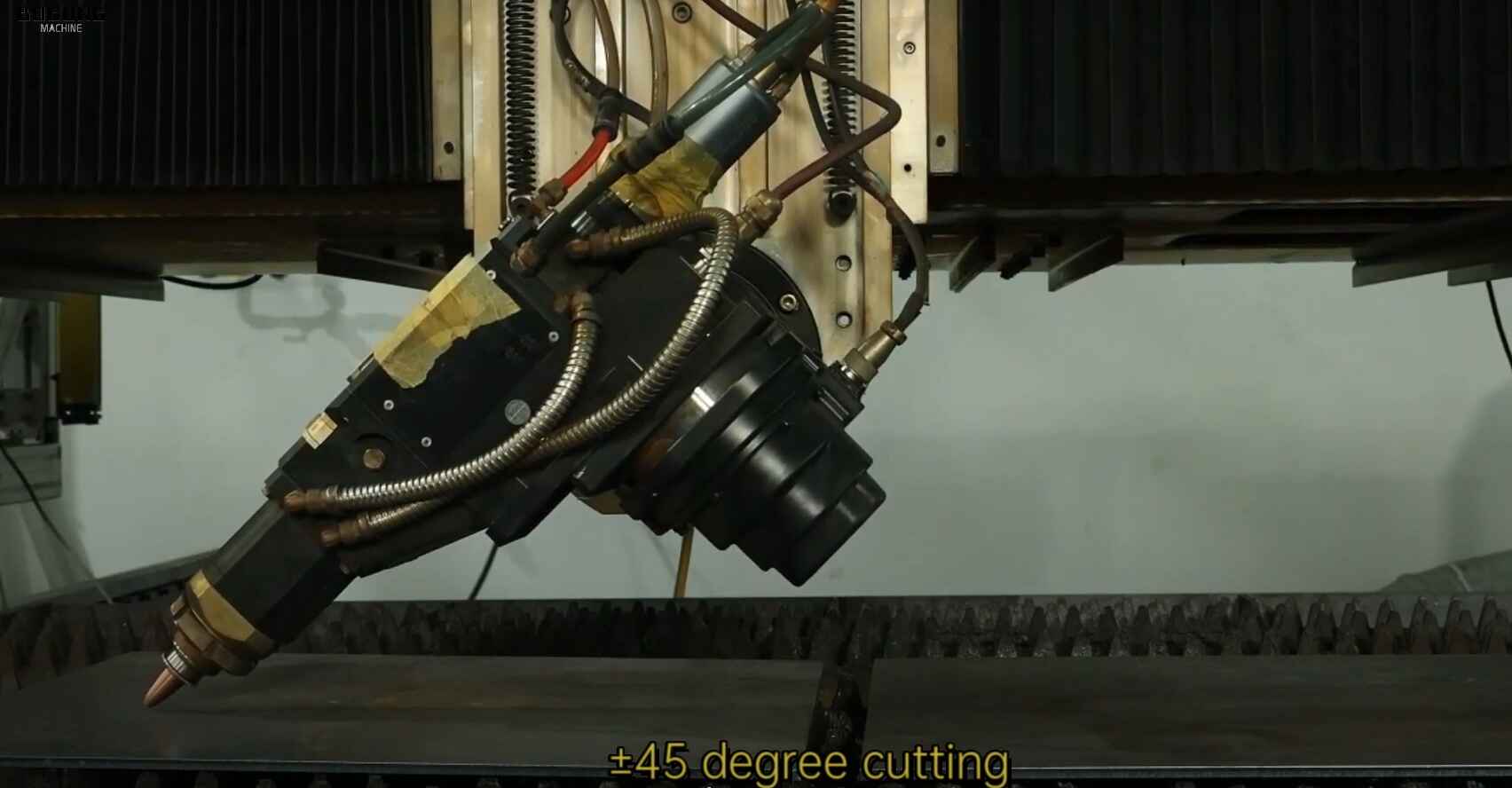 Laser Cutting Machine for Sheet Metal Bevel Fiber Laser Cutter 2 (2)