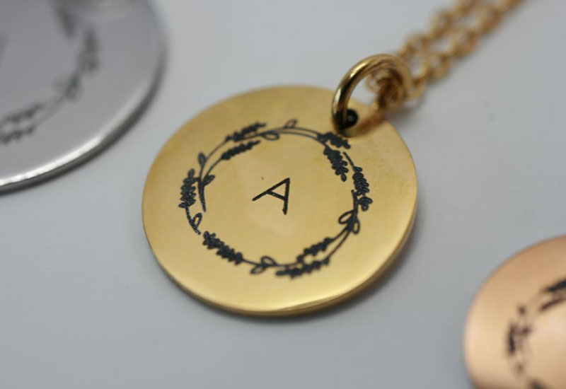 Laser-Engraving-Machine-for-Jewelry-10