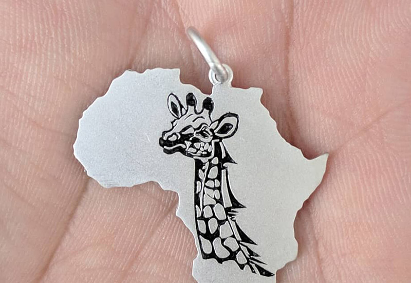 Laser-Marking-Machine-for-Jewelry-16 Laser-Marking-Machine-for-Jewelry-16