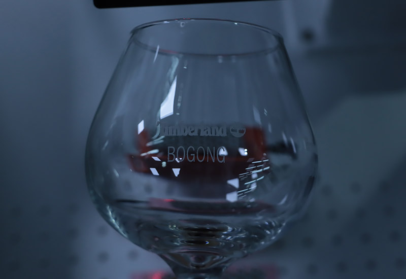 Laser-Marking-Machine-for-glass-4 Laser-Marking-Machine-for-glass-4