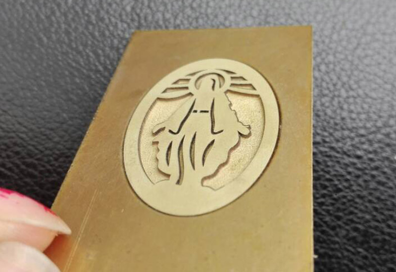 Laser-Marking-Machine-for-metal-6 Laser-Marking-Machine-for-metal-6