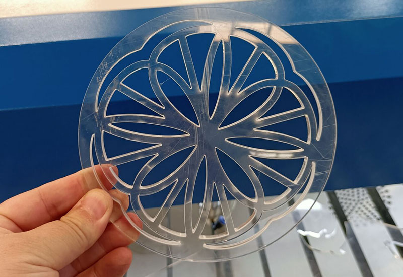 Laser-cutting-machine-for-plastic-4 Laser-cutting-machine-for-plastic-4