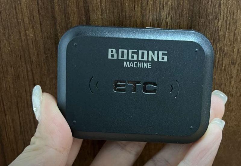 Laser-engraving-machine-for-plastic-1 Laser-engraving-machine-for-plastic-1