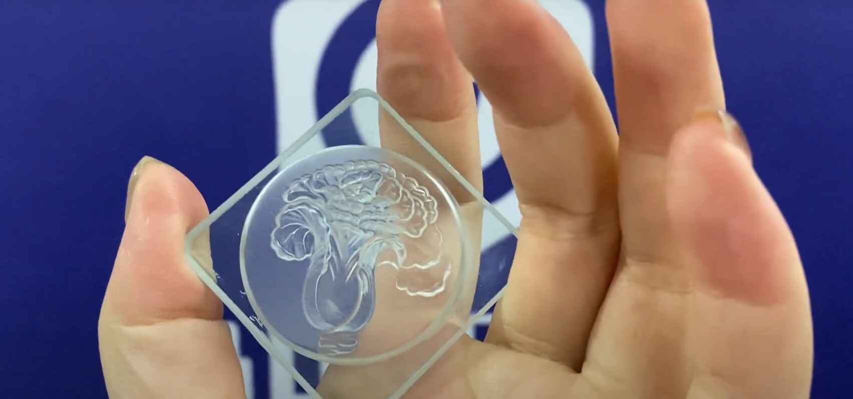 3D UV Laser Marking Machine Manufacturer Wholesale Spot (3) (2) 3D UV Laser Marking Machine Manufacturer Wholesale Spot (3)