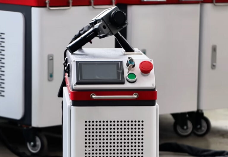 Acquisto in blocco delle migliori macchine per la pulizia del laser per la fabbrica diretta 7 Acquisto all'ingrosso delle migliori macchine per la pulizia a laser per la fabbrica diretta - immagine della macchina