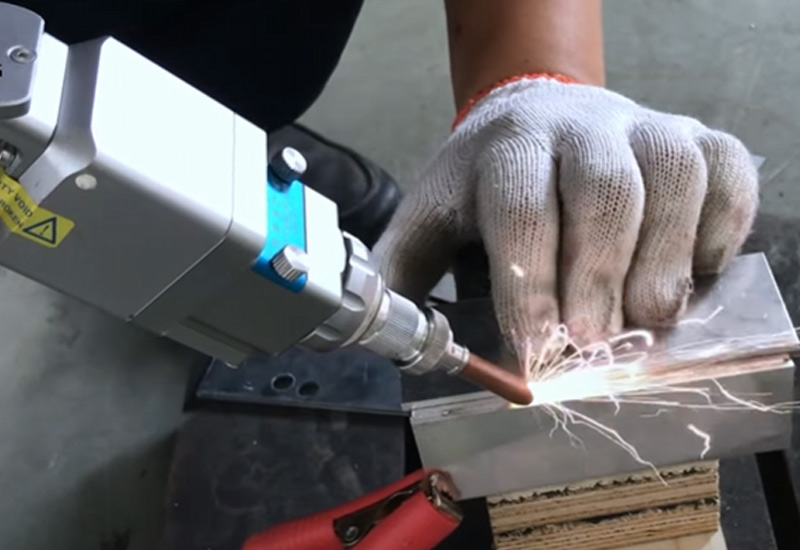 Aluminum-Laser-Welding-Machine-Manufacturer-2 Aluminum-Laser-Welding-Machine-Manufacturer-2