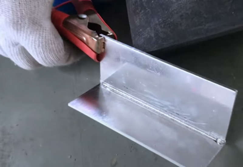 Aluminum-Laser-Welding-Machine-Manufacturer-3 Aluminum-Laser-Welding-Machine-Manufacturer-3