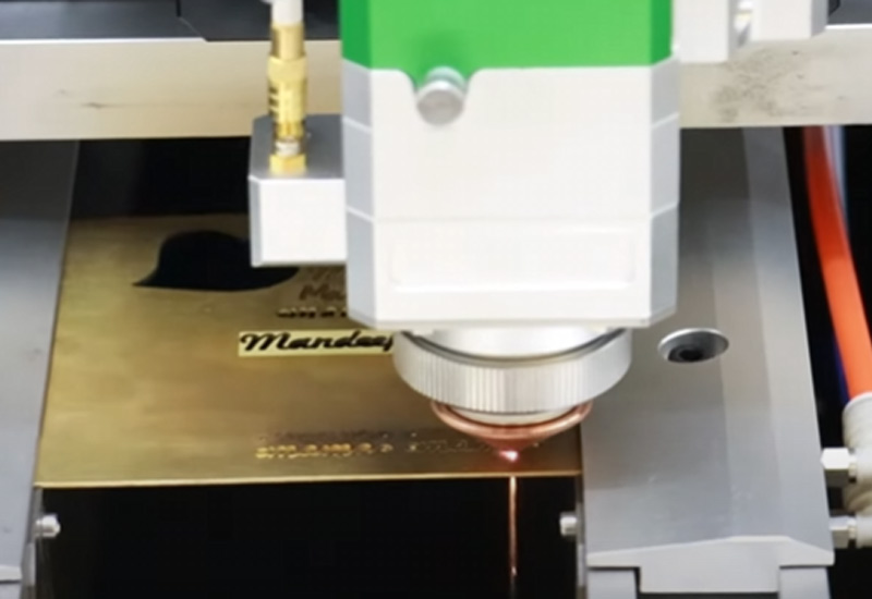Brass-Fiber-Laser-Cutting-Machine-Manufacturer-1 Brass-Fiber-Laser-Cutting-Machine-Manufacturer-1