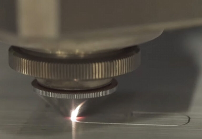 Fiber-Laser-Cutting-Machine-for-Aluminum-Profile-Solar-Bracket-5