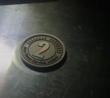 Laser-Engraving-Machines-for-Signage-and-Awards-7 (3)