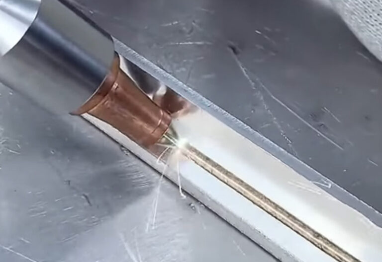 all'ingrosso-Macchina di saldatura a laser per laptop-guscio in lega di alluminio-2