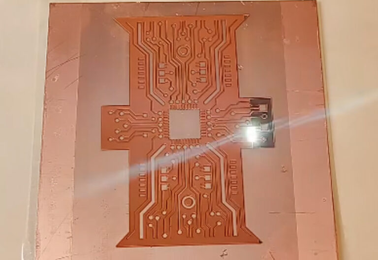 High-Precision-Laser-Engraving-Machines-for-Electronics-7