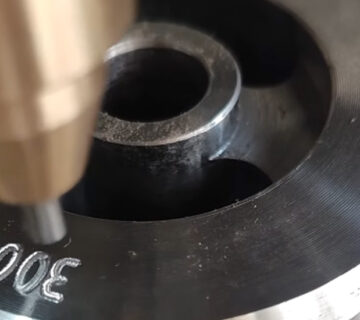 Industrial-Laser-Engravers-for-Metal-Parts-Marking-6