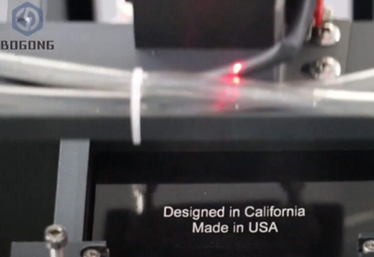 Nameplate-Laser-Marking-Machine-Manufacturer-3