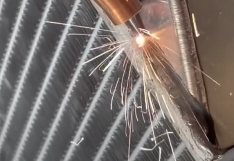 Laser Welding Machine for Aluminum Radiator Assembly 5 Laser-Welding-Machine-for-Aluminum-Radiator-Assembly-1