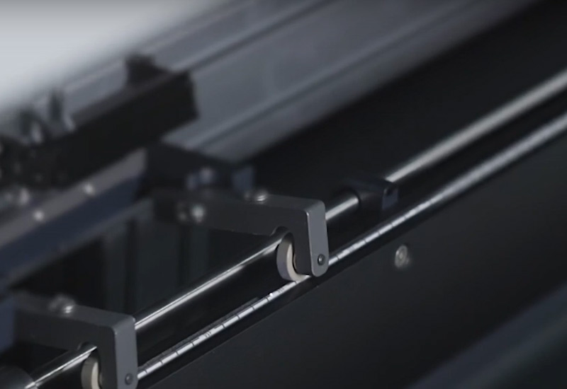 UV-Laser-Marking-Machine-for-Medical-Syringe-Barrels-3 UV-Laser-Marking-Machine-for-Medical-Syringe-Barrels-3