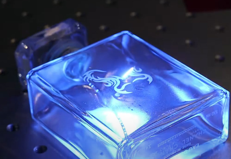 UV Laser Marking Machine for Cosmetic Glass Bottles-3 UV Laser Marking Machine for Cosmetic Glass Bottles-3