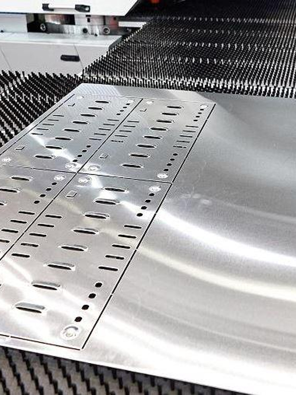 Laser Cutting Machine​
